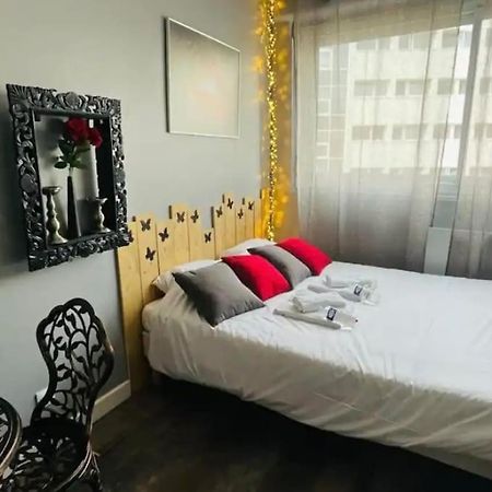Orphelin Studio Avec Balneo Proche Centre Ville Реймс Екстериор снимка